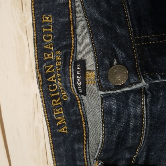 American Eagle Straight Leg Jeans - Picture 3 of 7